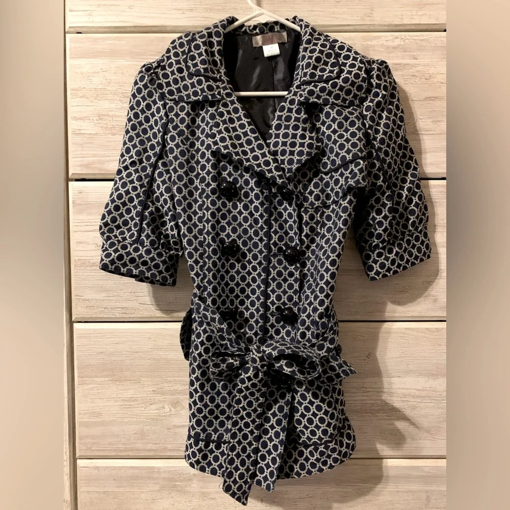 Francesca’s Closet Jacket with Tie - Picture 3 of 4